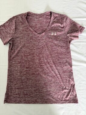 Under Armour Women’s Heathered V-Neck Tee - Maroon Heather